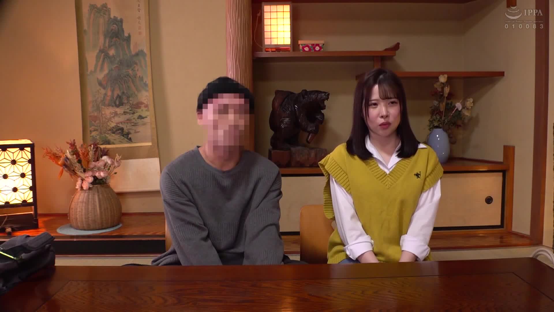 一般男女監控AV 旅行中的大學生情侶即興出軌企劃 大屁股女大學生與初次見面的大雞巴男子只用一條毛巾坐在一起混浴！比男友還要大的勃起大雞巴帶來挑戰，雖然害羞但JD的私密處卻流出慾望汁液！性慾盡情釋放，騎在生硬的陽具上… - AV大平台 - 中文字幕，成人影片，AV，國產，線上看