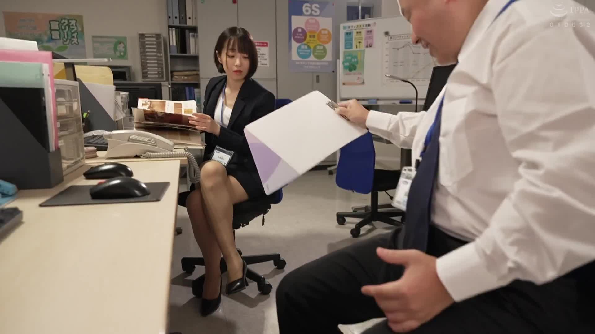 無自覺地讓男性勃起的女性的任性手淫。根據當天的心情，她會挑撥我的勃起陰莖，或者不挑撥…。「昨天挑撥了，但今天卻不理我。明天會挑撥嗎？」但最終卻是讓我上床的小惡魔女孩。 - AV大平台 - 中文字幕，成人影片，AV，國產，線上看